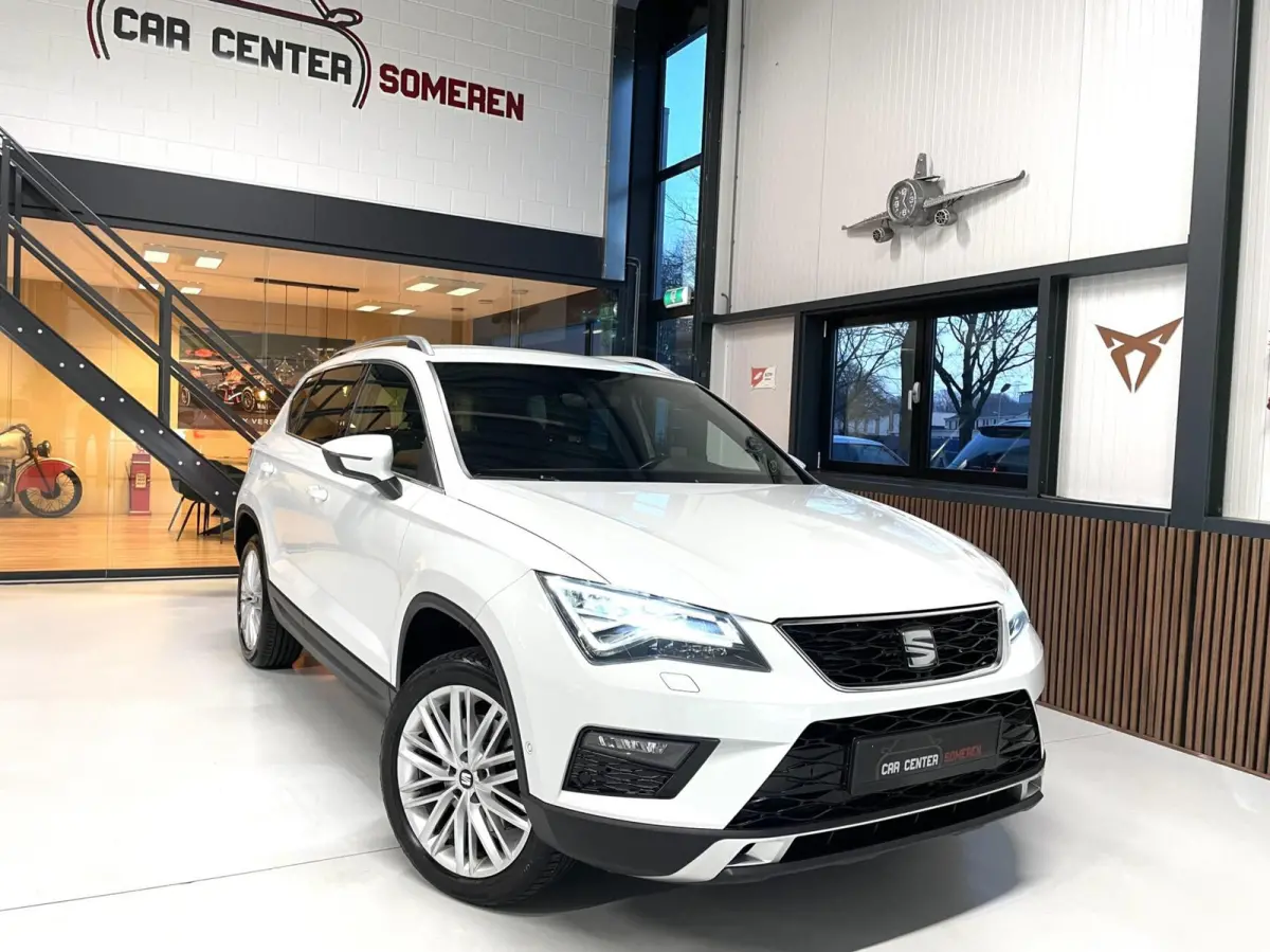 1.4 TSI Xcellence/ Camera/ LED/ Keyless/ CarPlay/ 18”LMV