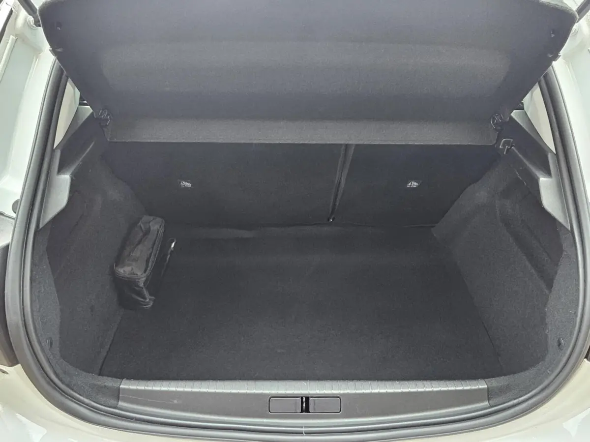1.2 Elegance|101dkm|carplay|Virtual Cockpit|