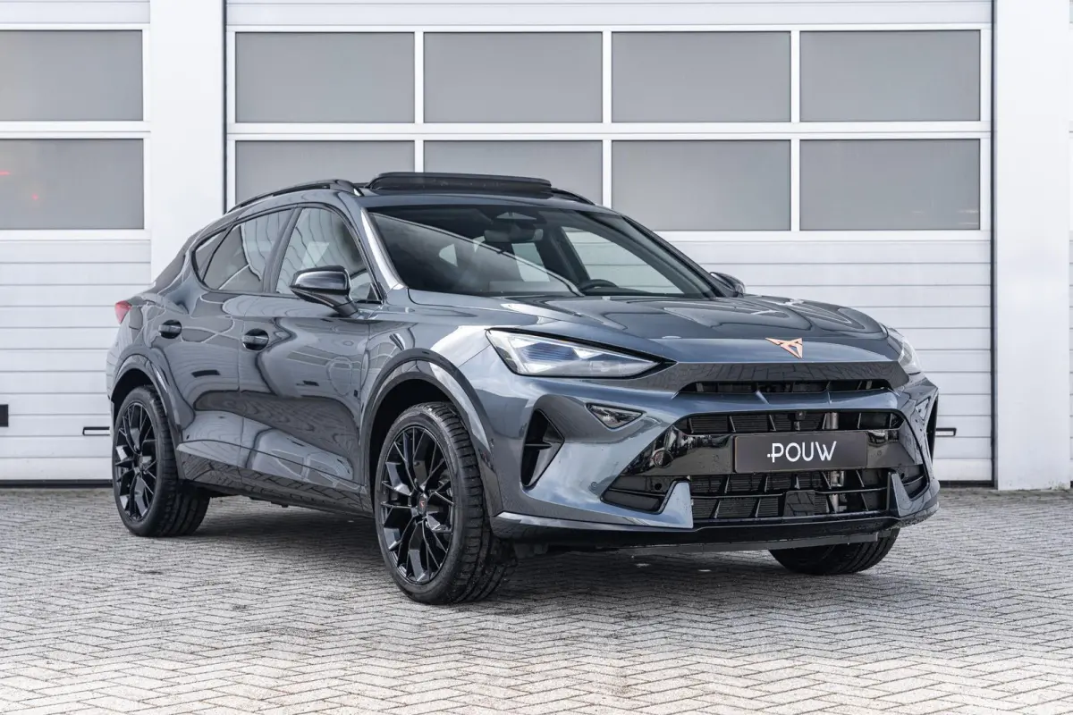 1.5 TSI e-Hybrid 204pk Business | Panoramadak | 19" Velgen | Sportstoelen