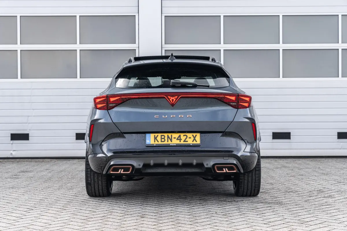 1.5 TSI e-Hybrid 204pk Business | Panoramadak | 19" Velgen | Sportstoelen