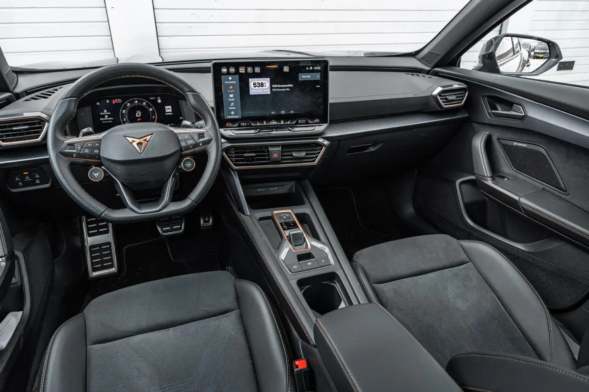 1.5 TSI e-Hybrid 204pk Business | Panoramadak | 19" Velgen | Sportstoelen