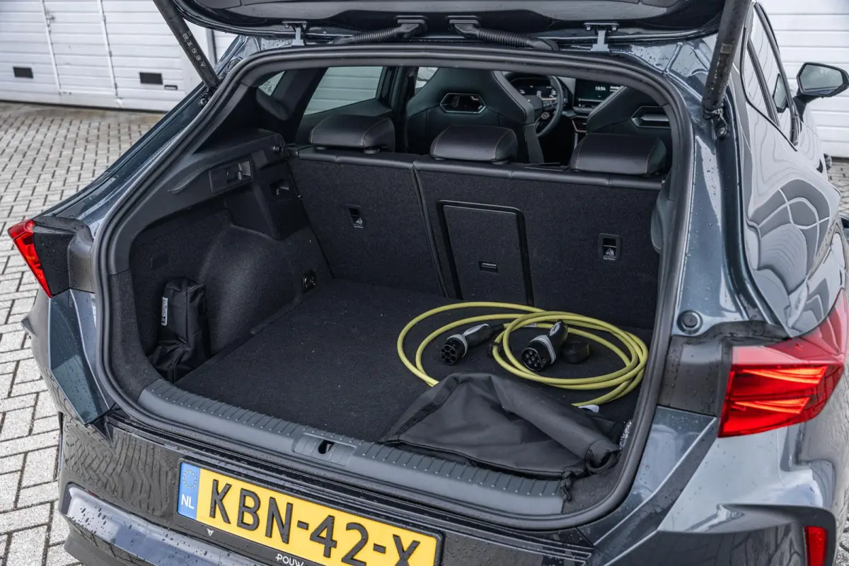 1.5 TSI e-Hybrid 204pk Business | Panoramadak | 19" Velgen | Sportstoelen