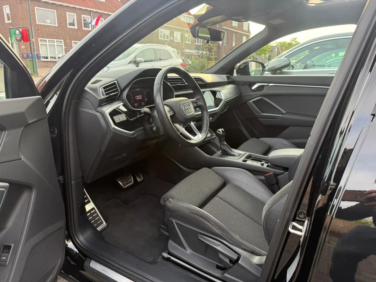 35 TFSI S Edition, Panoramadak,Stoelverwarming,Apple Carplay/Android,Navigatie, S-Line