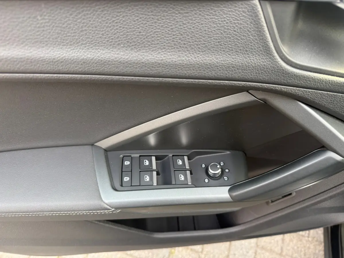 35 TFSI S Edition, Panoramadak,Stoelverwarming,Apple Carplay/Android,Navigatie, S-Line