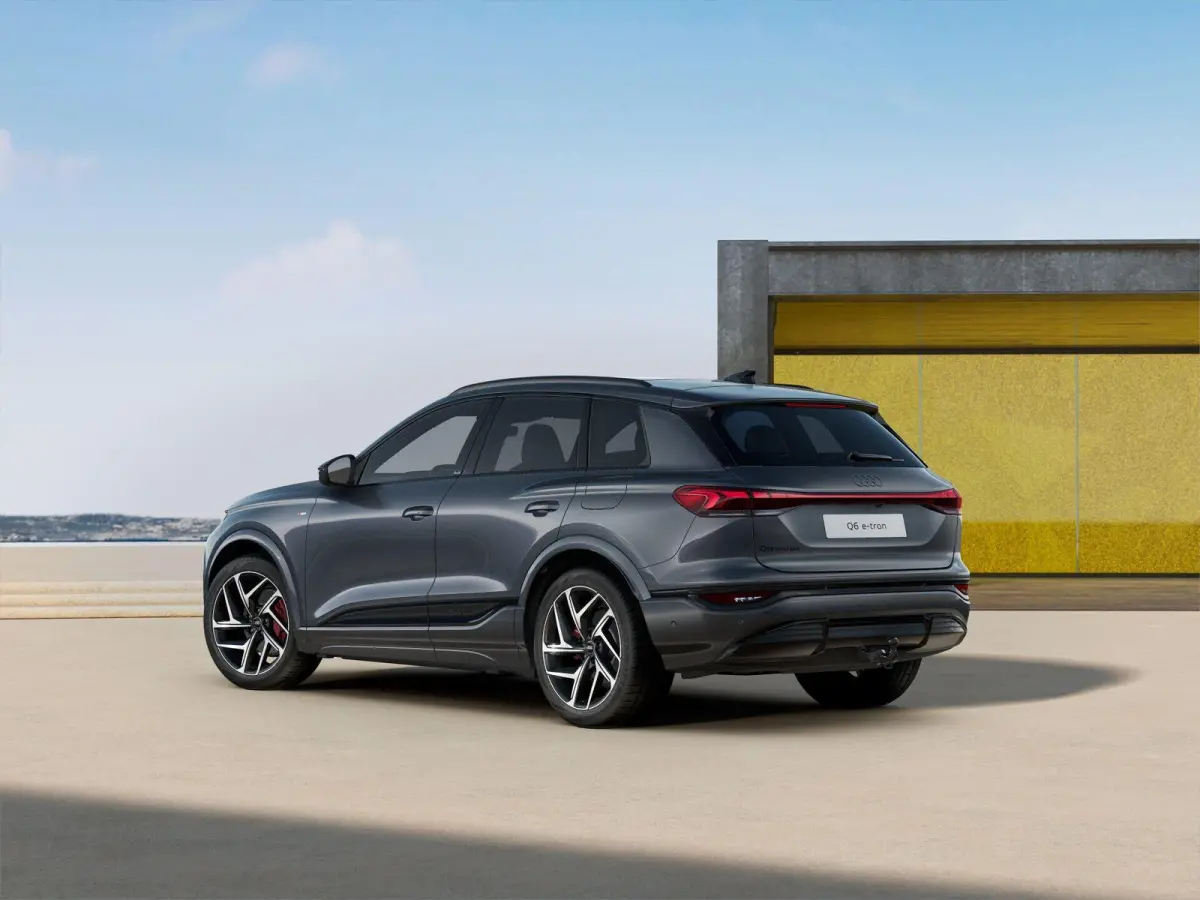 S edition performance 306pk 100 kWh | Trekhaak Pakket | Panoramadak