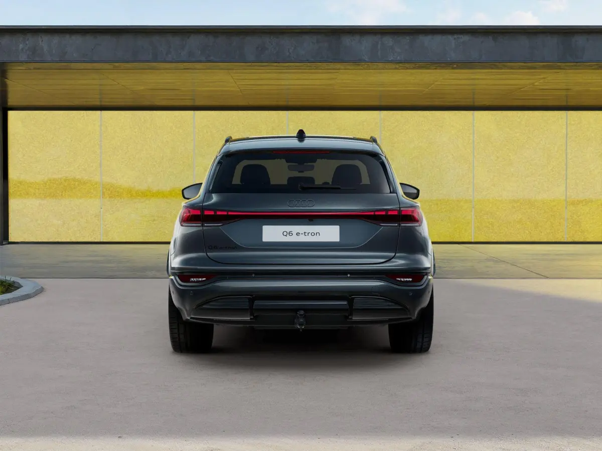 S edition performance 306pk 100 kWh | Trekhaak Pakket | Panoramadak