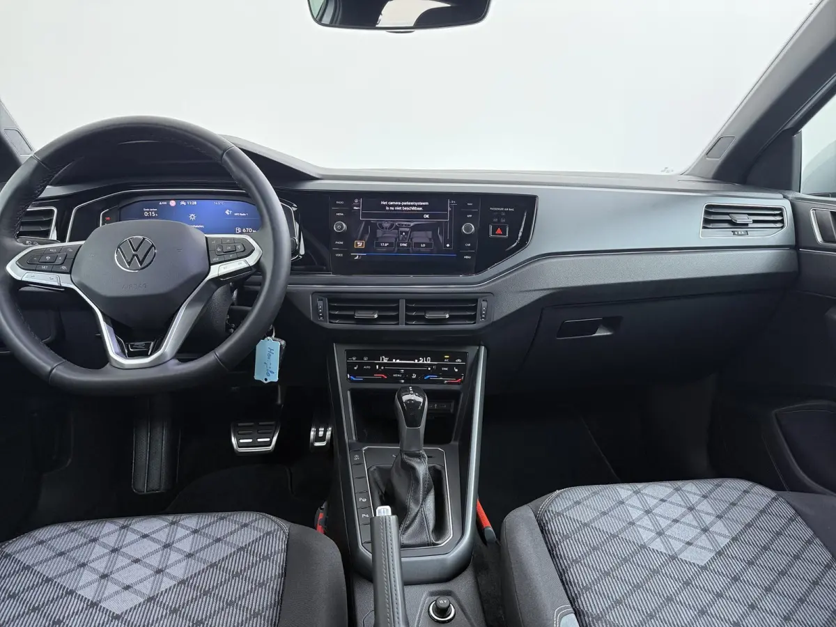 1.0 TSI R-Line Business | AUTOMAAT | Parkeercamera | Navigatie | Stoelverw. |