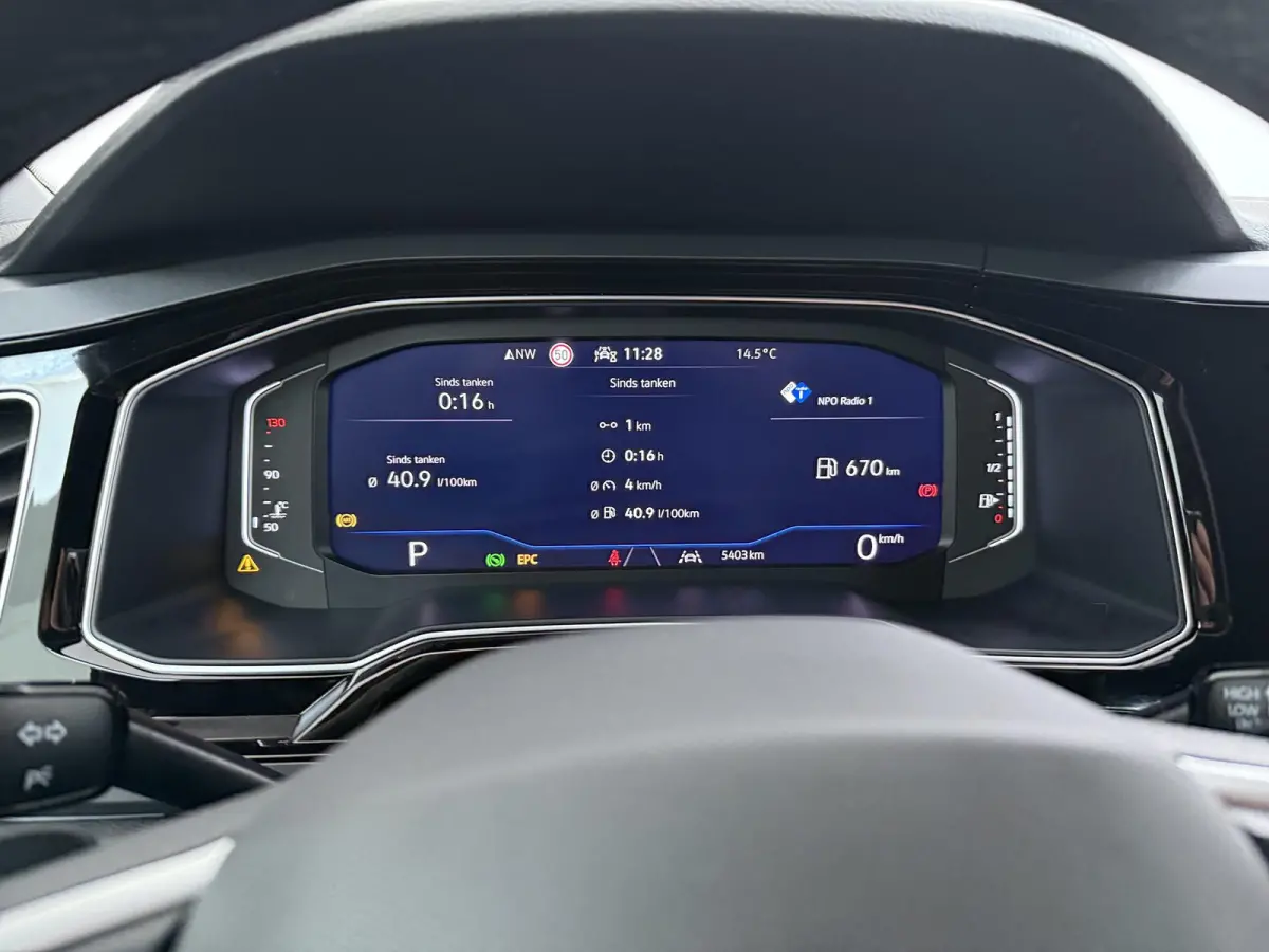1.0 TSI R-Line Business | AUTOMAAT | Parkeercamera | Navigatie | Stoelverw. |