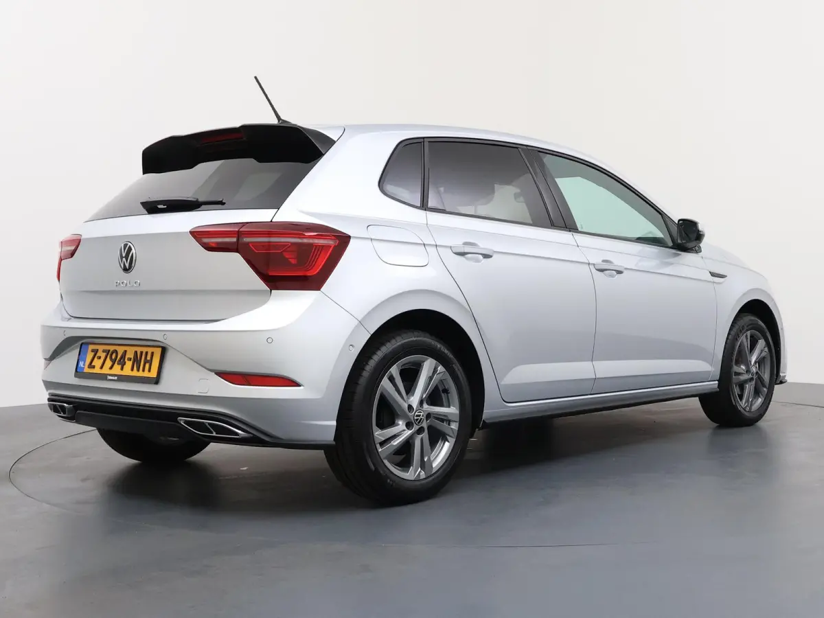 1.0 TSI R-Line Business | AUTOMAAT | Parkeercamera | Navigatie | Stoelverw. |