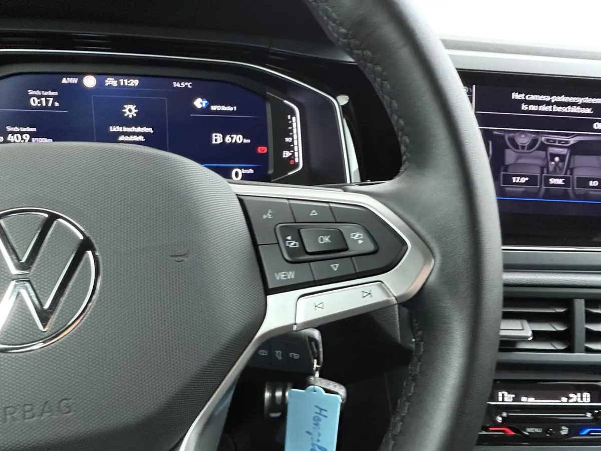 1.0 TSI R-Line Business | AUTOMAAT | Parkeercamera | Navigatie | Stoelverw. |