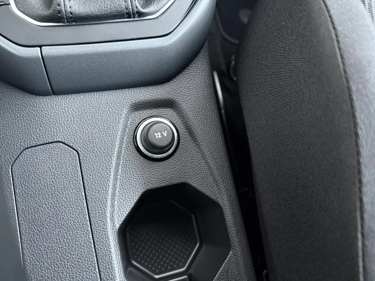 1.0 TSI R-Line Business | AUTOMAAT | Parkeercamera | Navigatie | Stoelverw. |