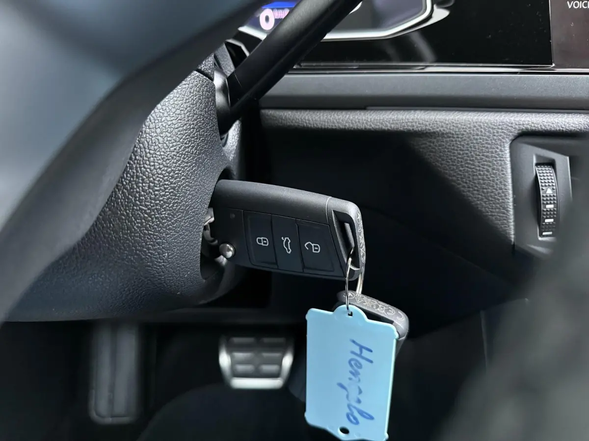 1.0 TSI R-Line Business | AUTOMAAT | Parkeercamera | Navigatie | Stoelverw. |