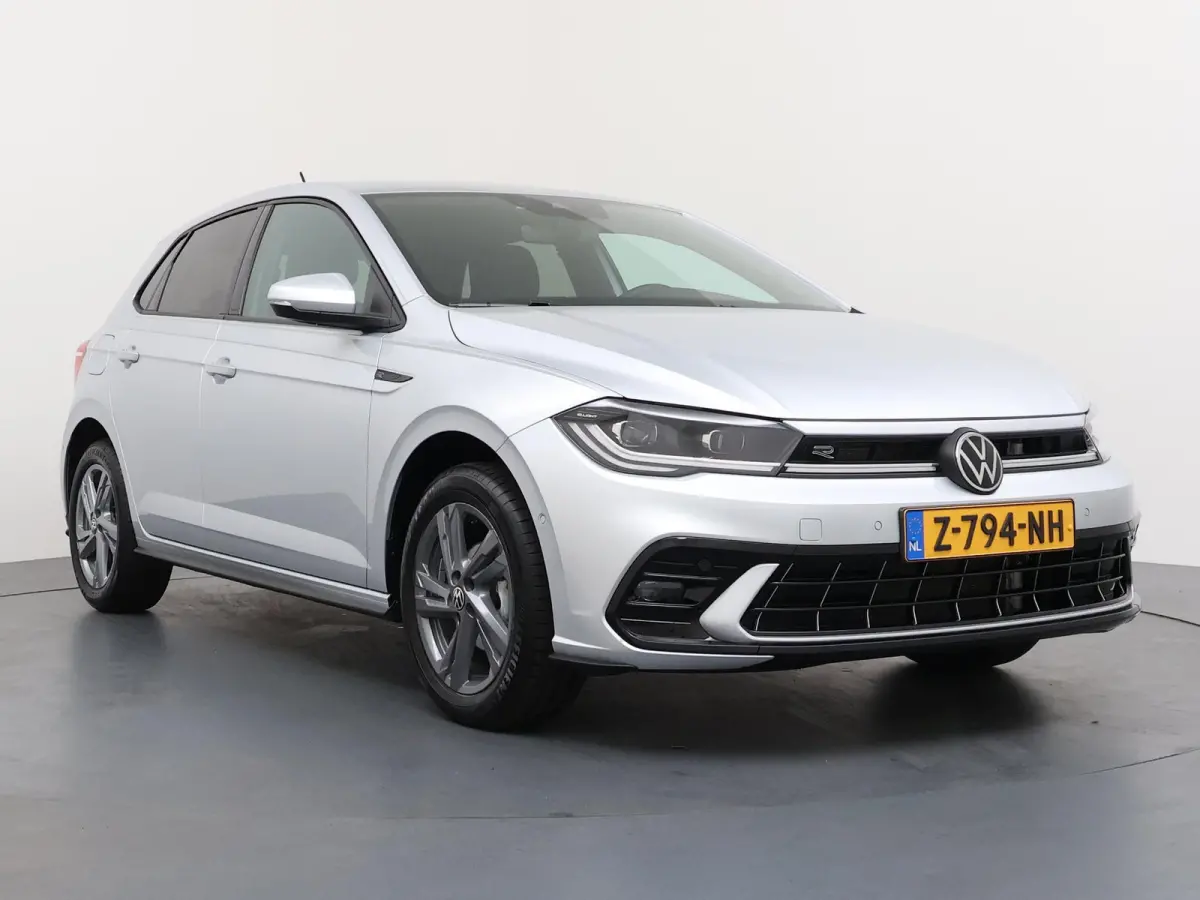 1.0 TSI R-Line Business | AUTOMAAT | Parkeercamera | Navigatie | Stoelverw. |