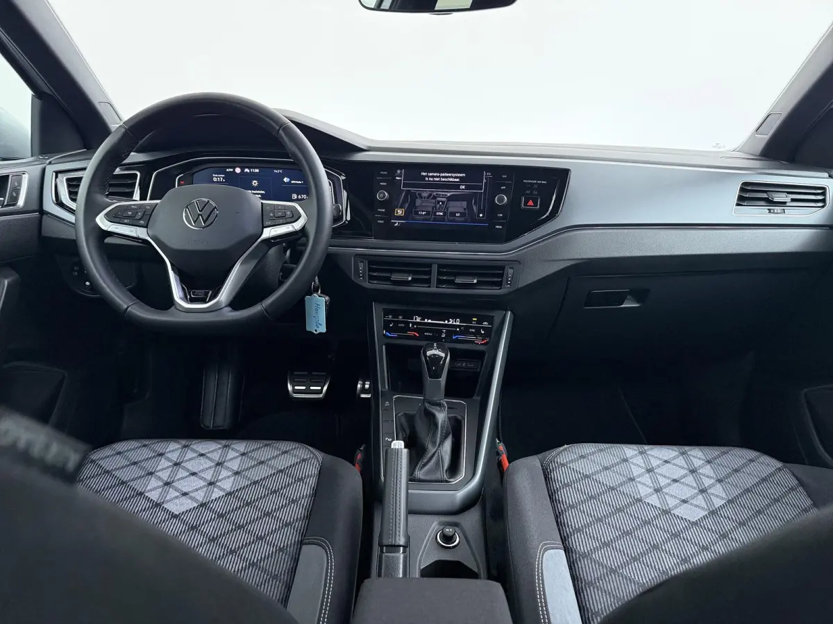 1.0 TSI R-Line Business | AUTOMAAT | Parkeercamera | Navigatie | Stoelverw. |