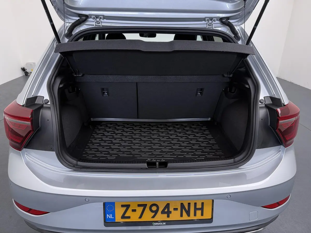 1.0 TSI R-Line Business | AUTOMAAT | Parkeercamera | Navigatie | Stoelverw. |