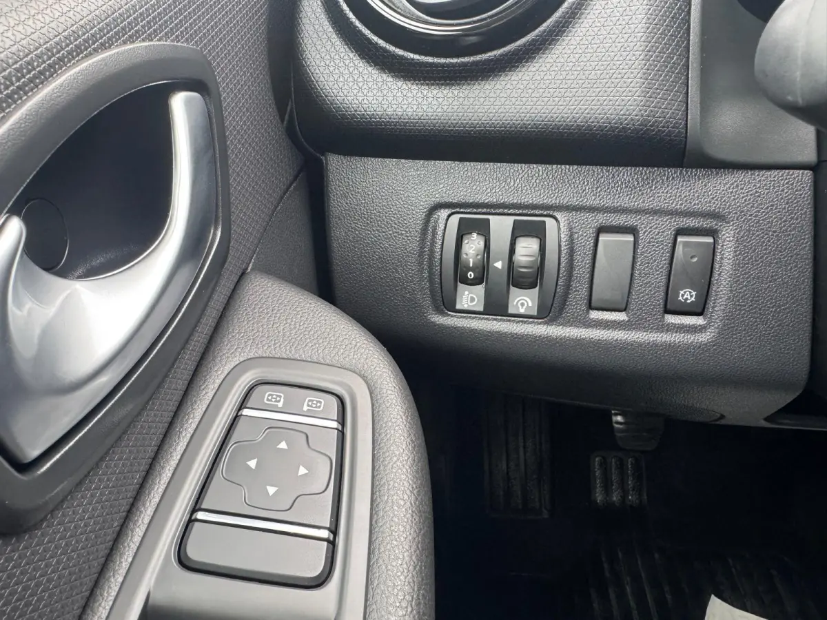 0.9 TCe Zen | Parkeersensoren Achter | Navigatie | Cruisecontrol |
