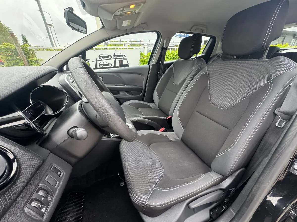 0.9 TCe Zen | Parkeersensoren Achter | Navigatie | Cruisecontrol |