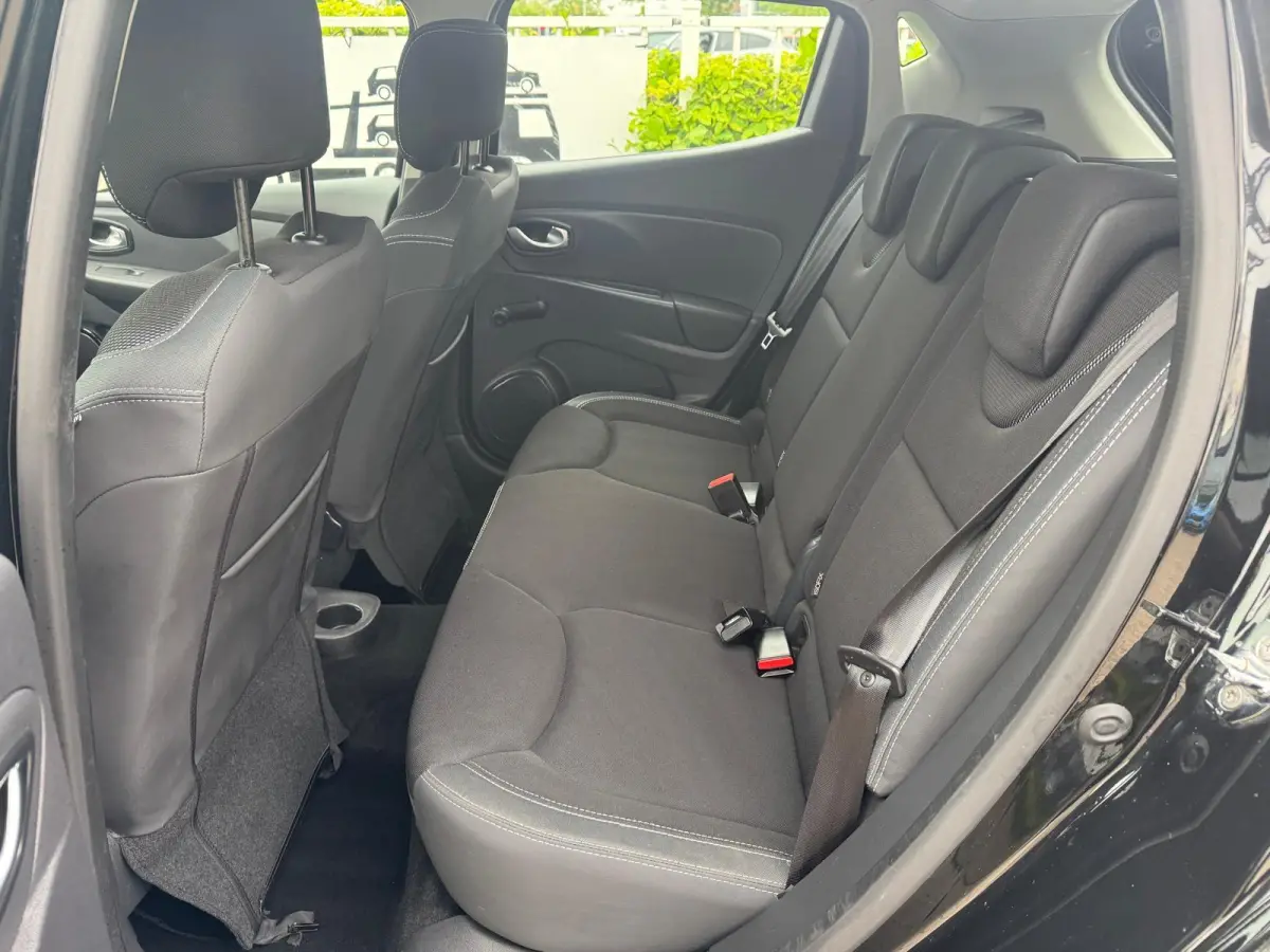 0.9 TCe Zen | Parkeersensoren Achter | Navigatie | Cruisecontrol |