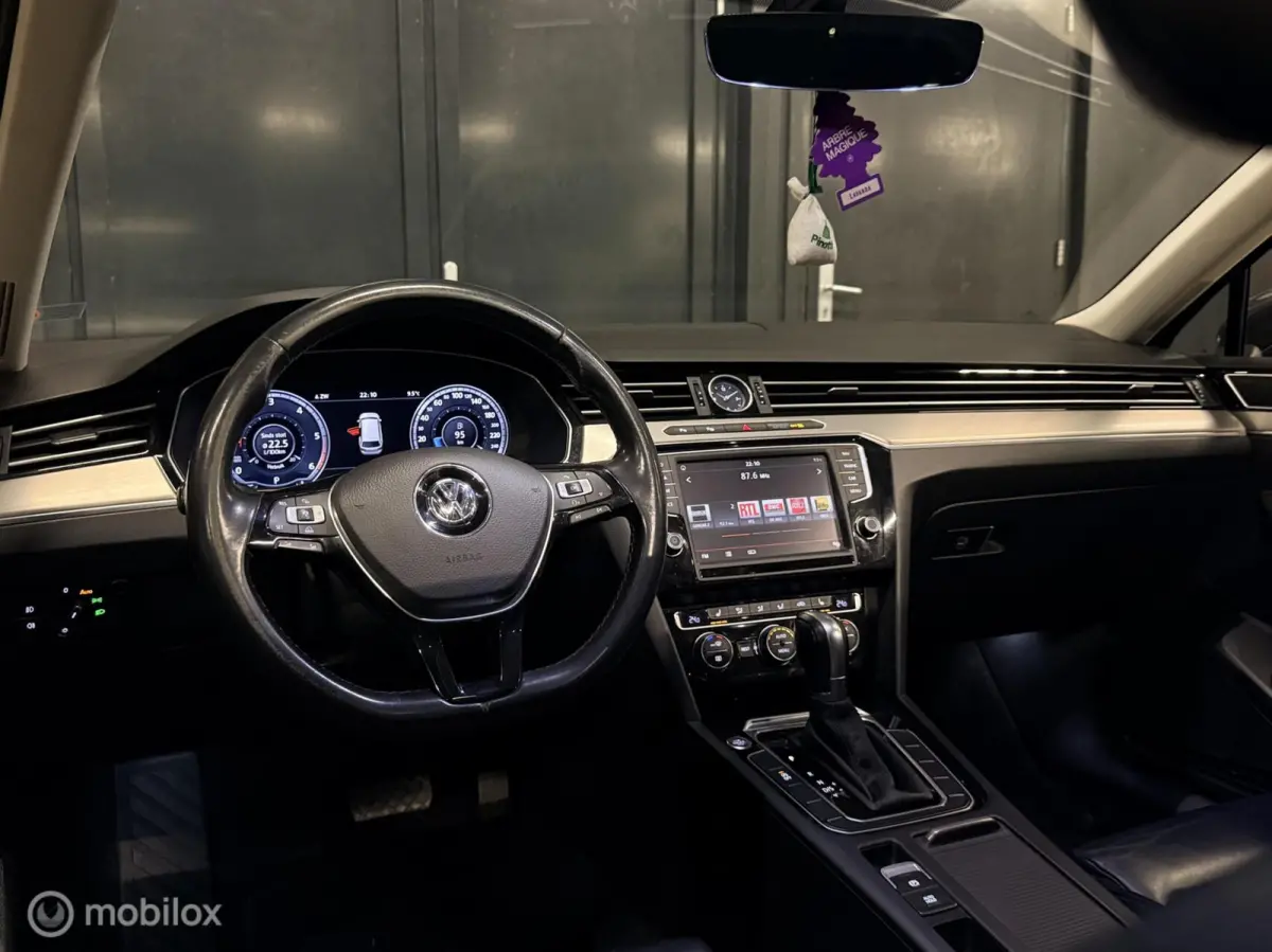 2.0 TDI/pdc/pano/digital/leder