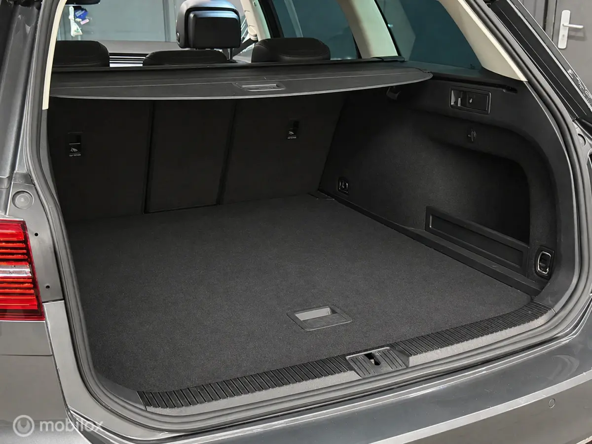2.0 TDI/pdc/pano/digital/leder