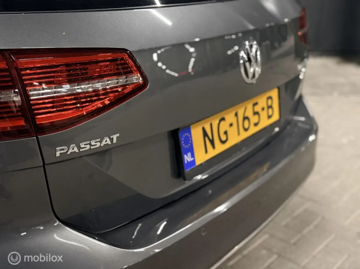 2.0 TDI/pdc/pano/digital/leder