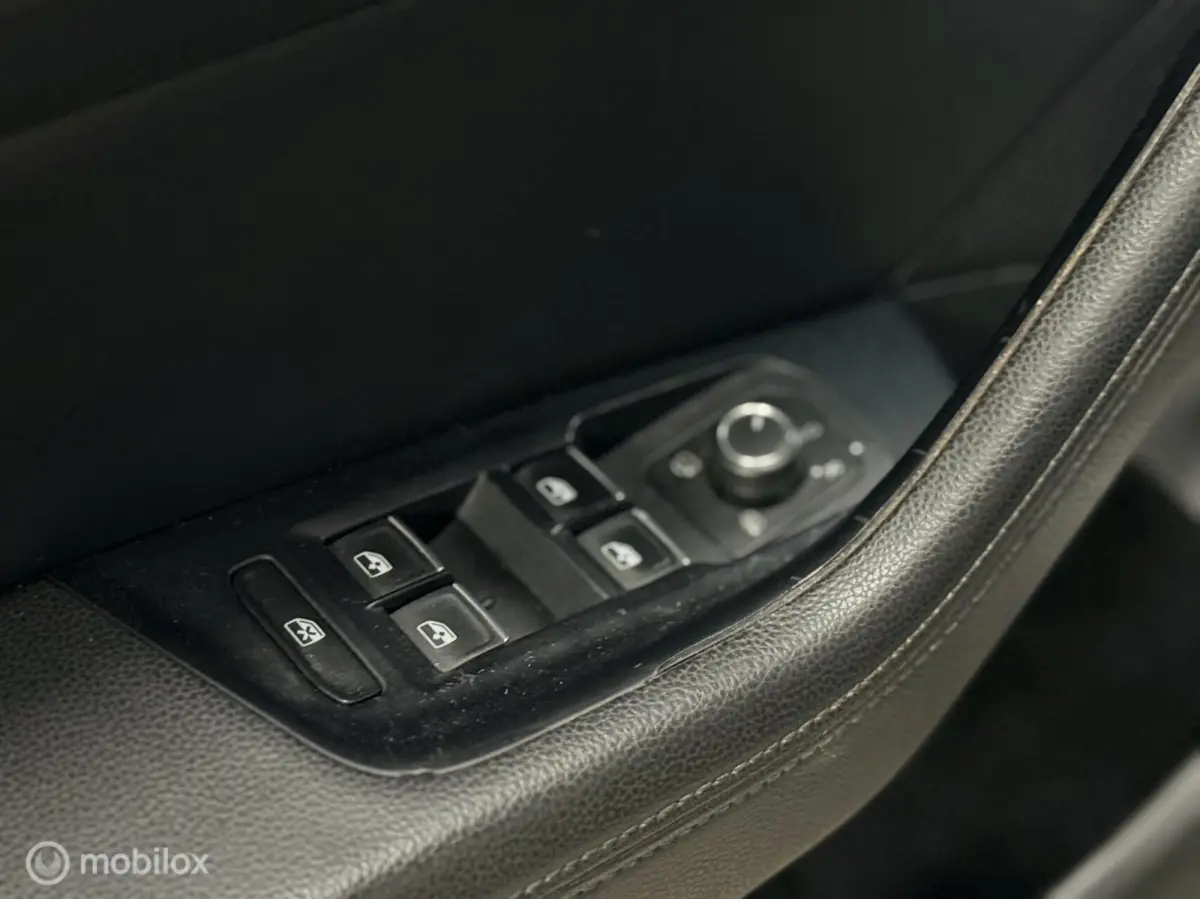2.0 TDI/pdc/pano/digital/leder
