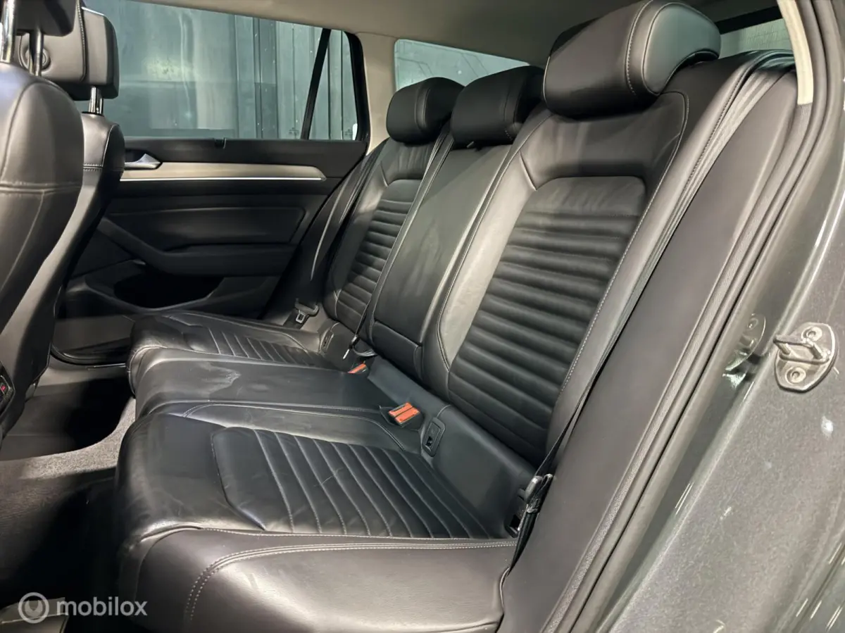 2.0 TDI/pdc/pano/digital/leder