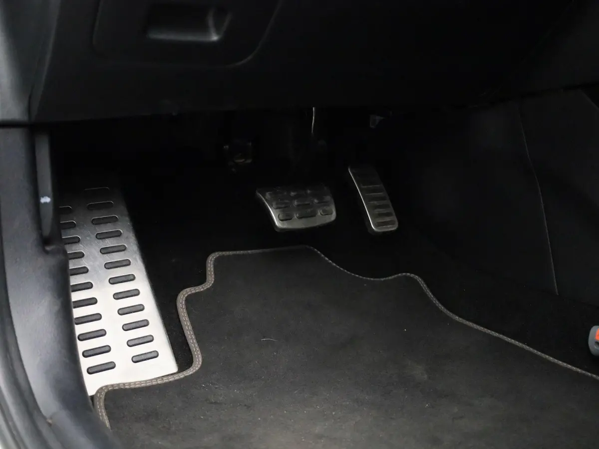 1.5 T-GDi MHEV GT-Line Edition | Apple Carplay | JBL | Achteruitrijcamera | Automaat |