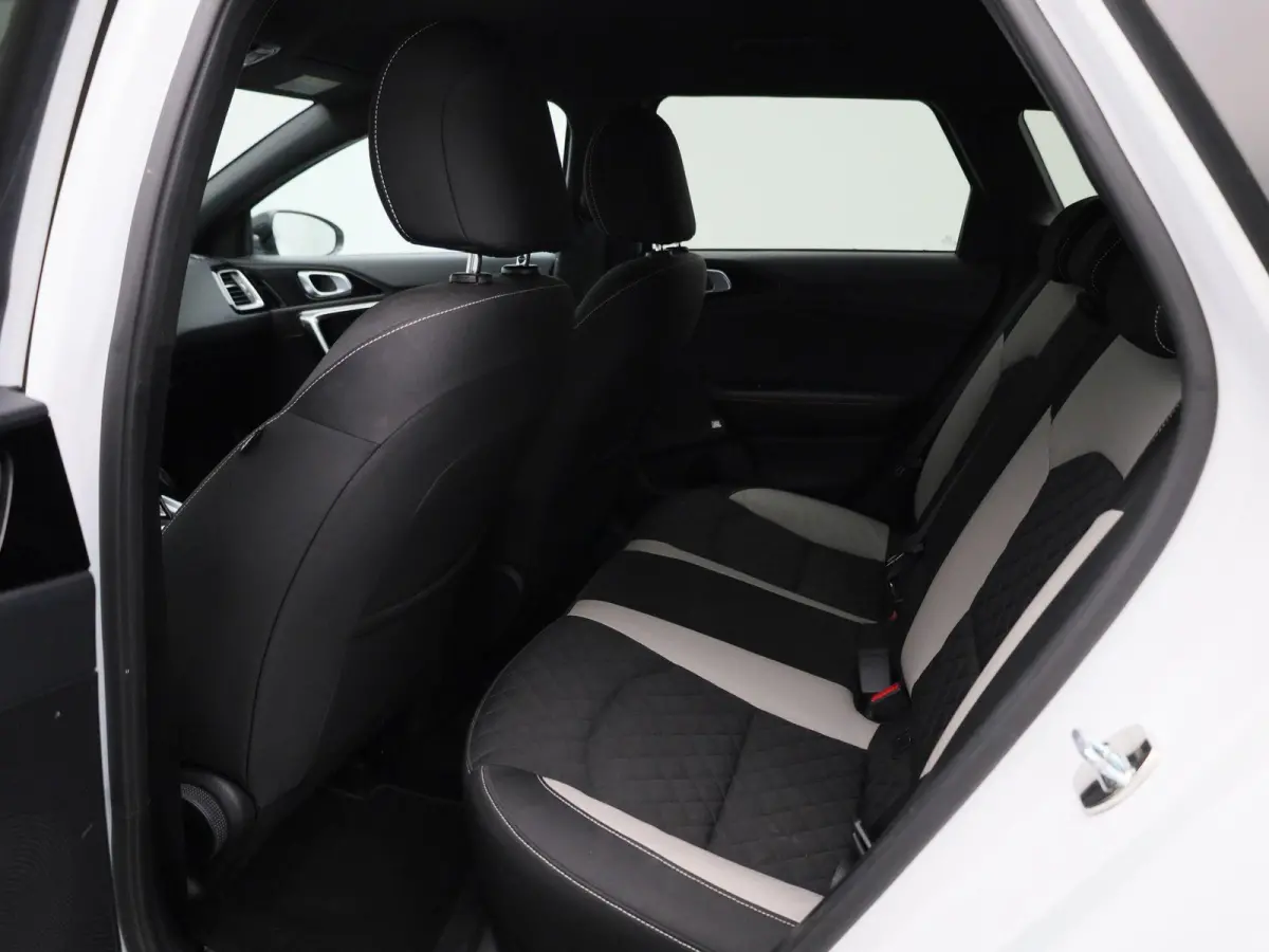 1.5 T-GDi MHEV GT-Line Edition | Apple Carplay | JBL | Achteruitrijcamera | Automaat |