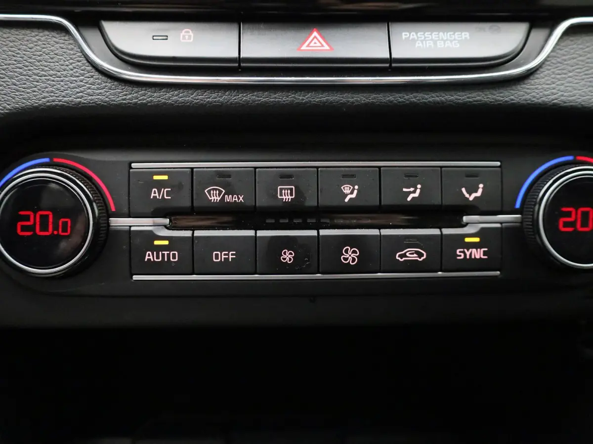 1.5 T-GDi MHEV GT-Line Edition | Apple Carplay | JBL | Achteruitrijcamera | Automaat |