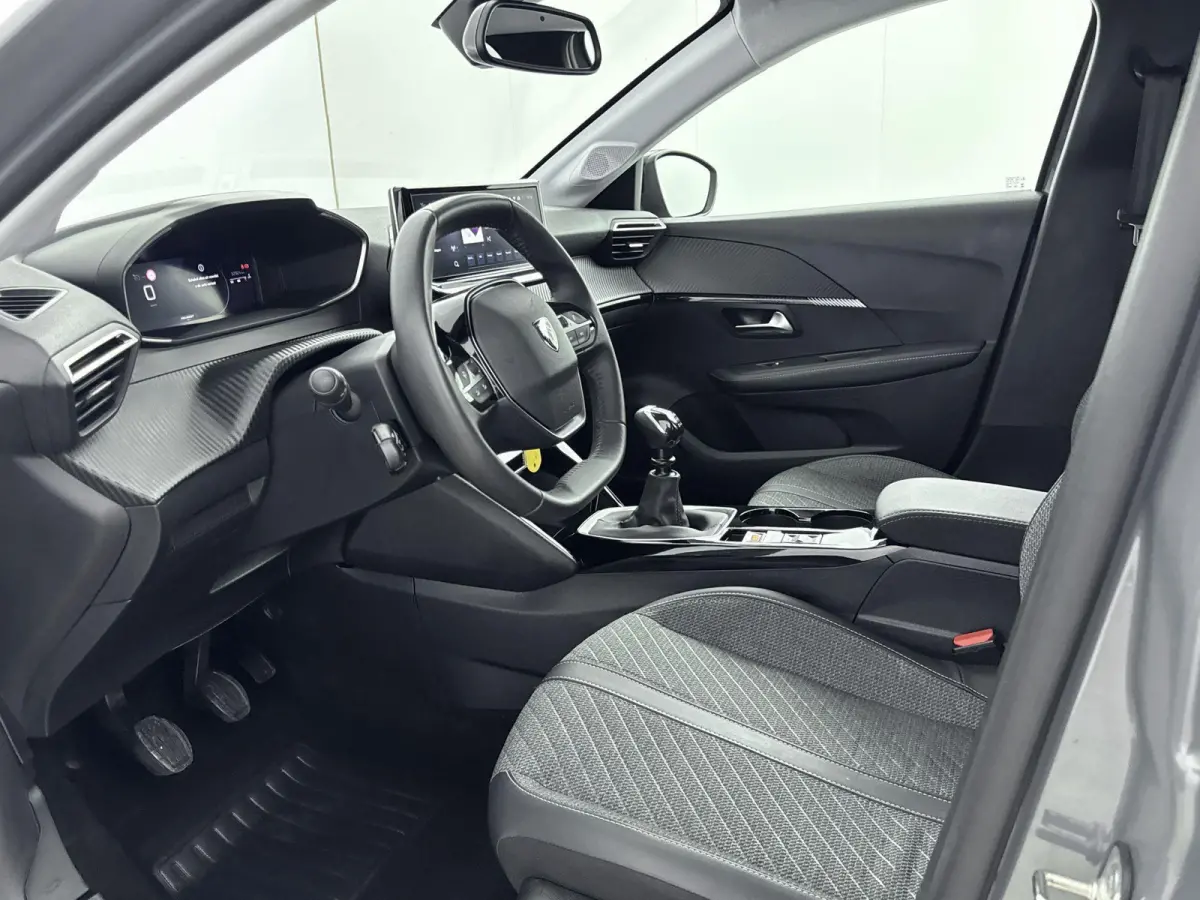 100pk Allure | Draadloos Carplay | Parkeersensoren | Rijstrooksensor met Correctie