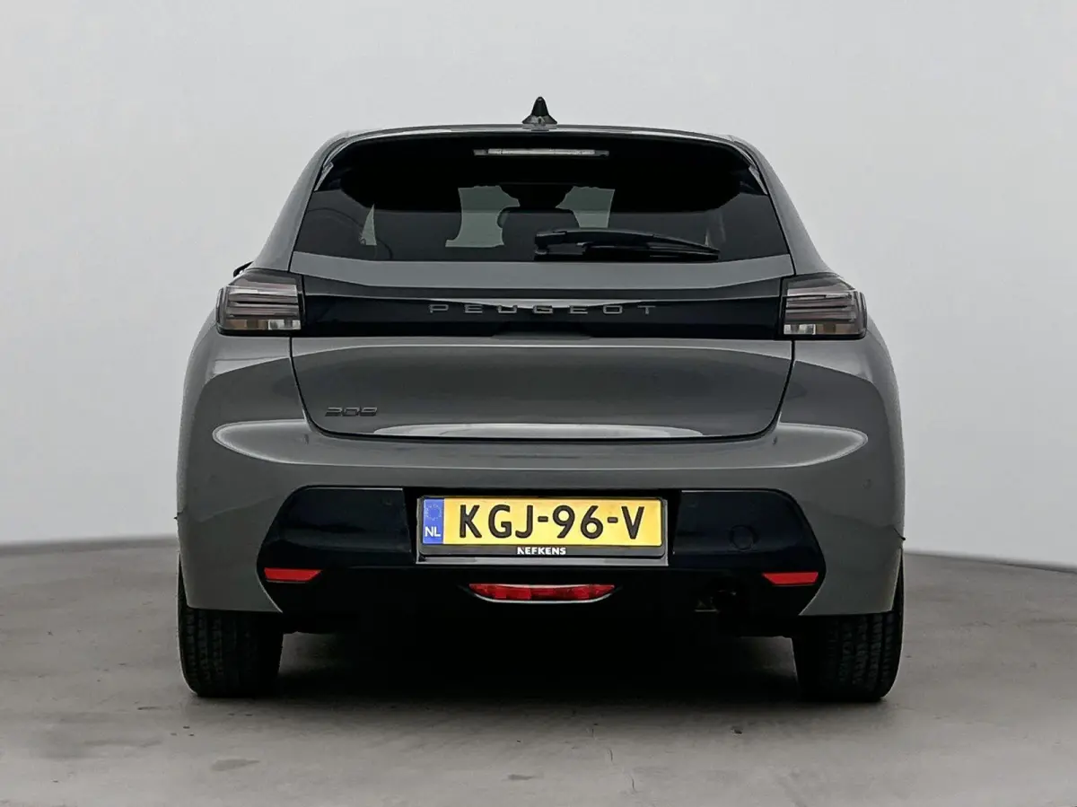 100pk Allure | Draadloos Carplay | Parkeersensoren | Rijstrooksensor met Correctie