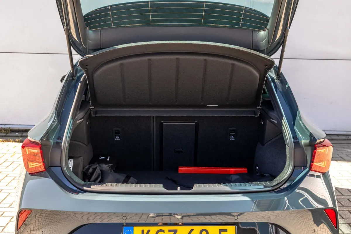 1.5 TSI e-Hybrid 204pk Essential | Panoramadak | Sportstoelen