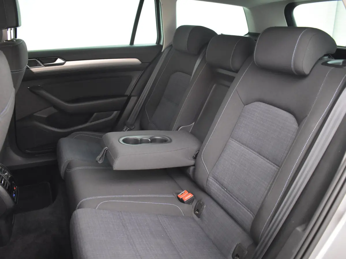 1.4 TSI PHEV GTE Business | SOH 98,4% l Trekhaak uitklapbaar | Achteruitrijcamera | Cruise control adaptief | Stoelverwarming | DAB | LED |  Navigatie |  Achterklep electrisch | 18"LMV