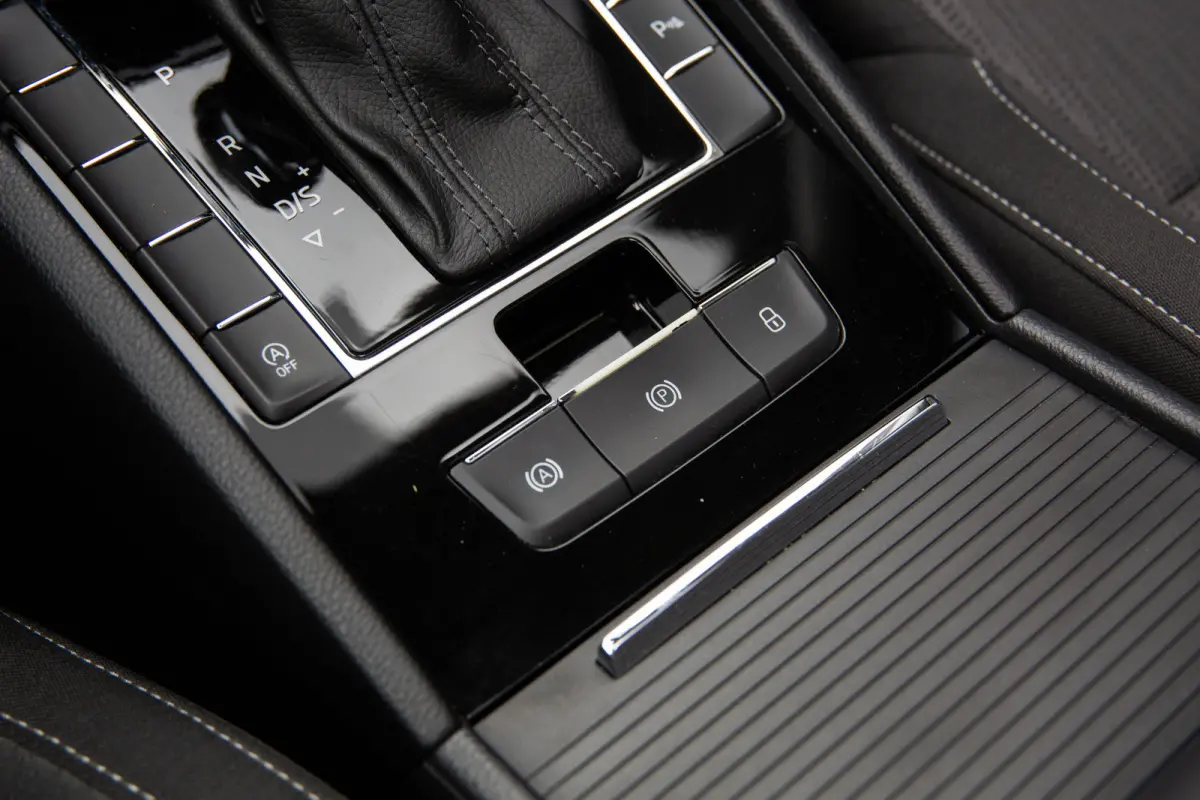 1.6 TDI Ambition Business , Panoramadak, Stoelverwarming, Led