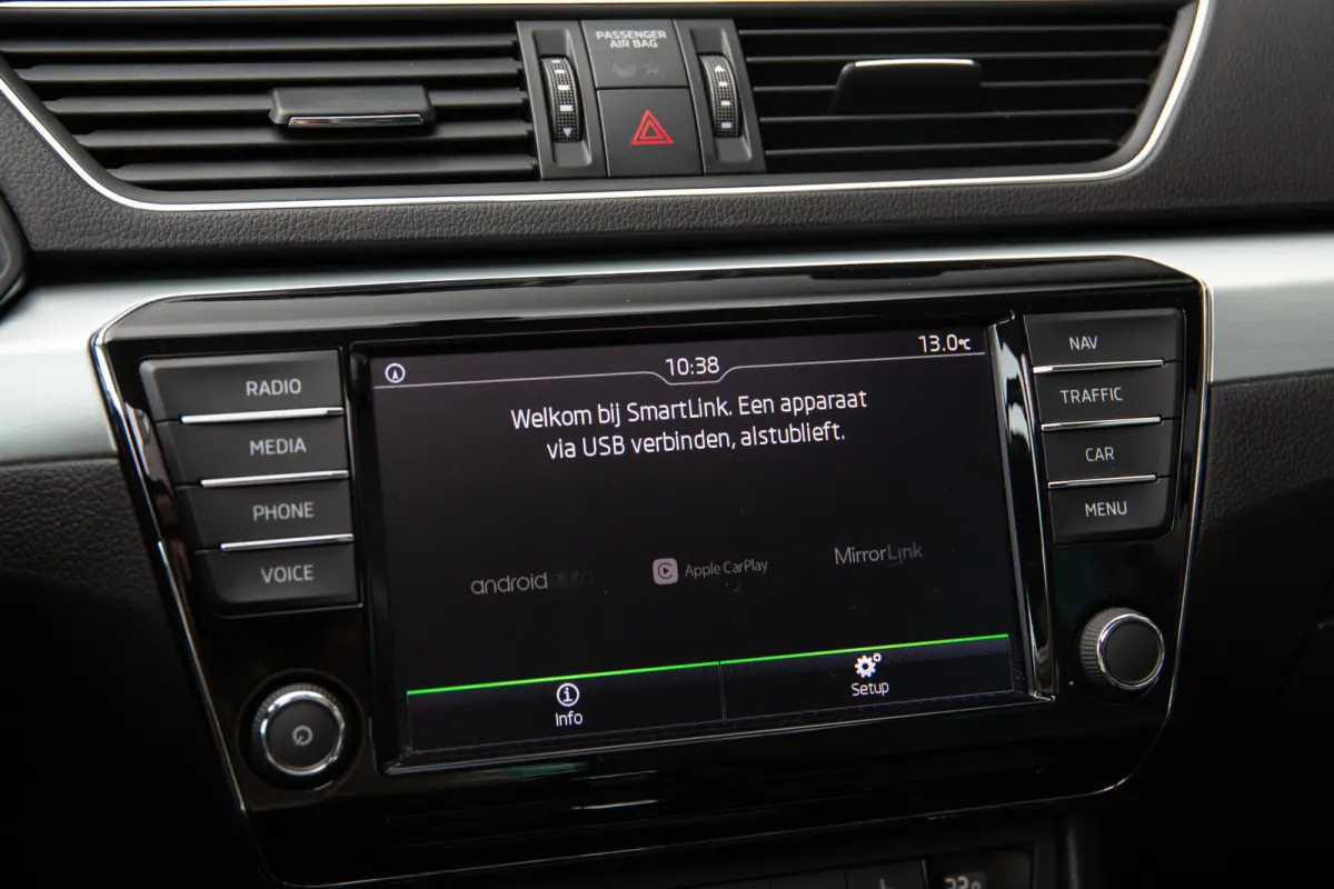 1.6 TDI Ambition Business , Panoramadak, Stoelverwarming, Led