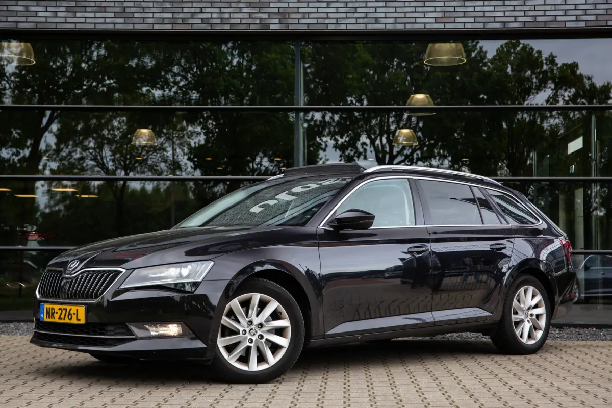 1.6 TDI Ambition Business , Panoramadak, Stoelverwarming, Led