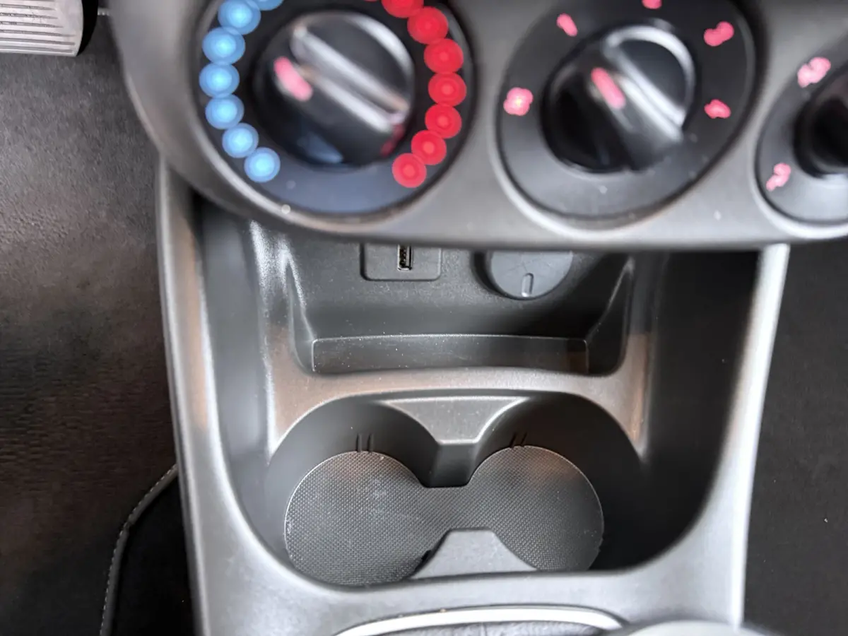 1.4 Edition | Airco (handmatig) | Cruisecontrol standaard | Lederen stuurwiel