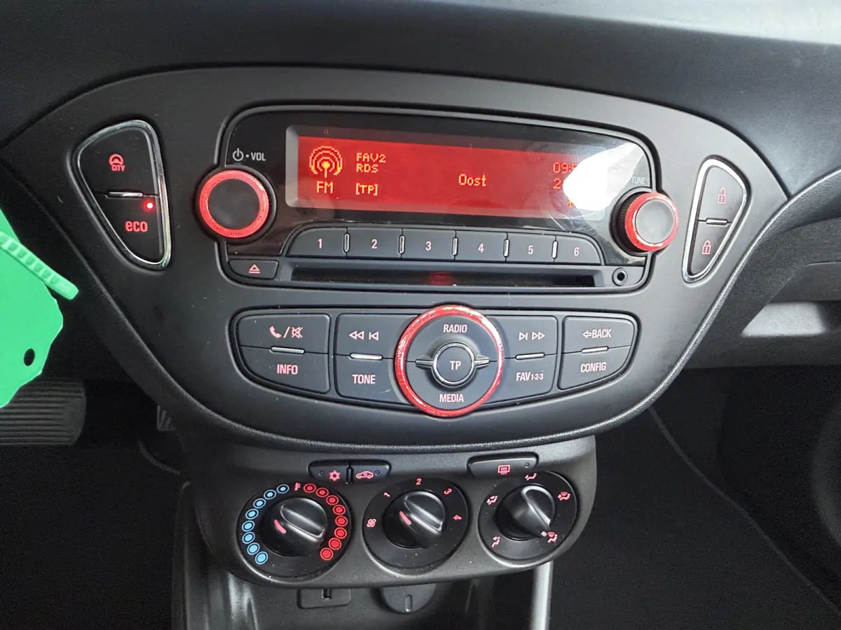 1.4 Edition | Airco (handmatig) | Cruisecontrol standaard | Lederen stuurwiel