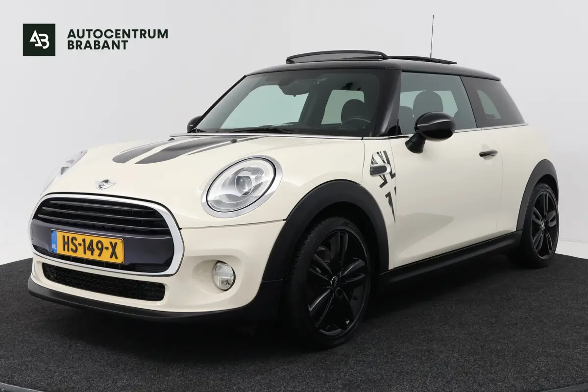 Mini 1.5 Chili (PANORAMADAK, GROOT-NAVIGATIE, LED, SPORSTOELEN, CLIMA, DEALER ONDERHOUDEN)
