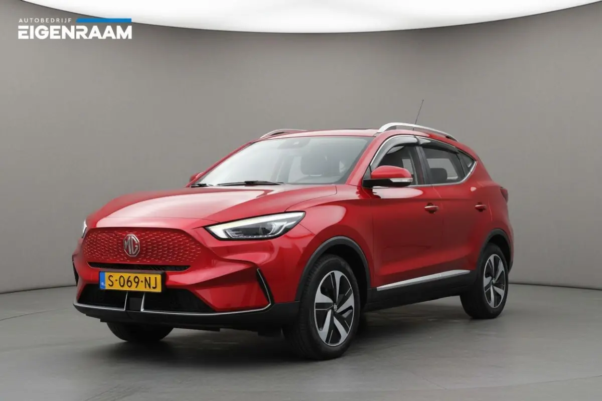 MG EV Long Range Comfort 70kWh | Camera