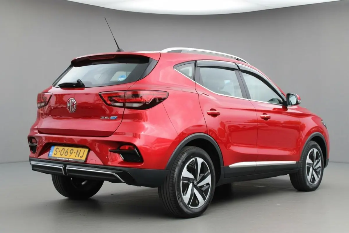 MG EV Long Range Comfort 70kWh | Camera