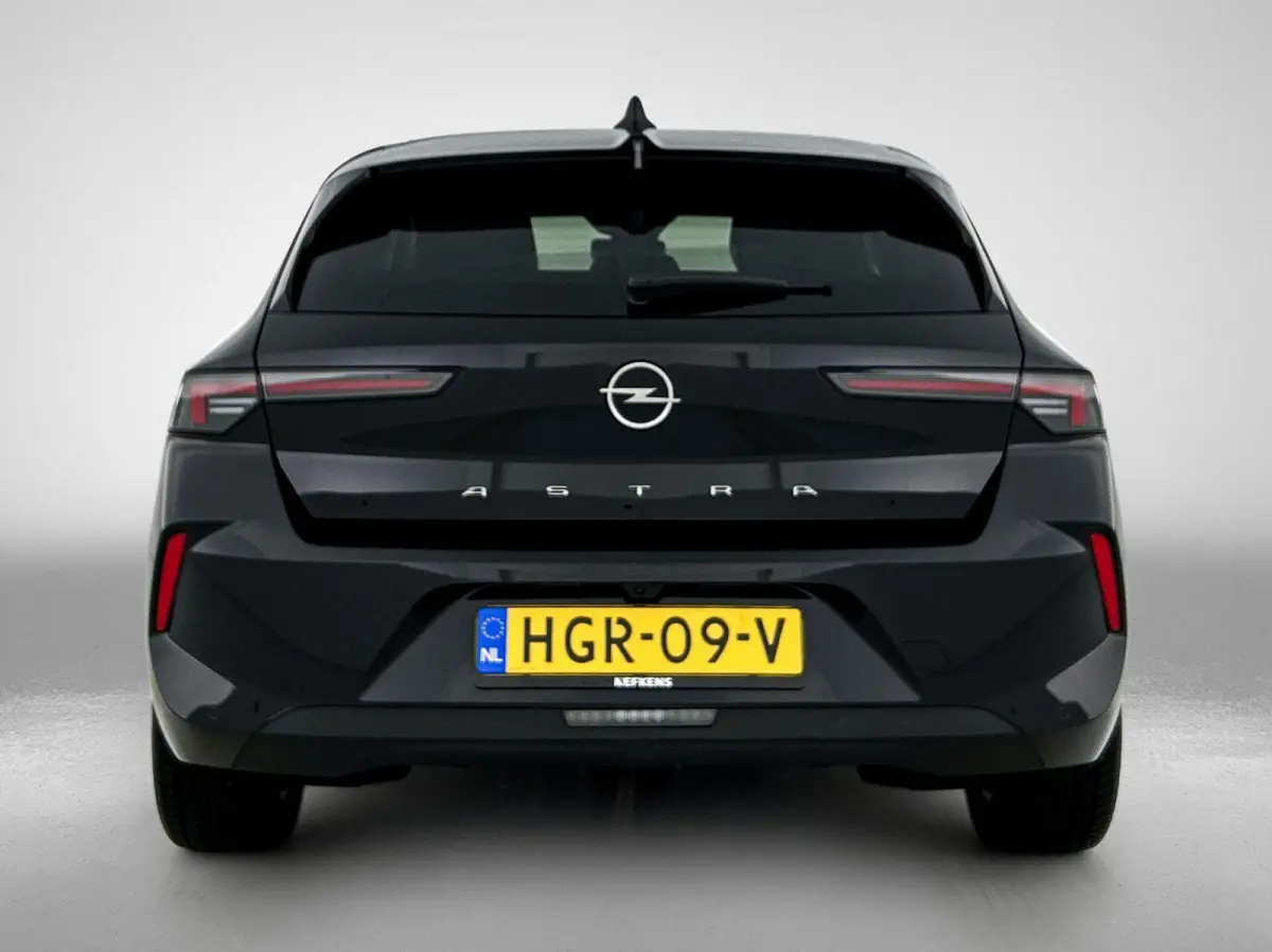 1.2 Business Edition 110pk | Navigatie | Climate Control | Adaptieve Cruise Control | 16"LMV | Stoelverwarming | Apple Carplay/Android Auto |
