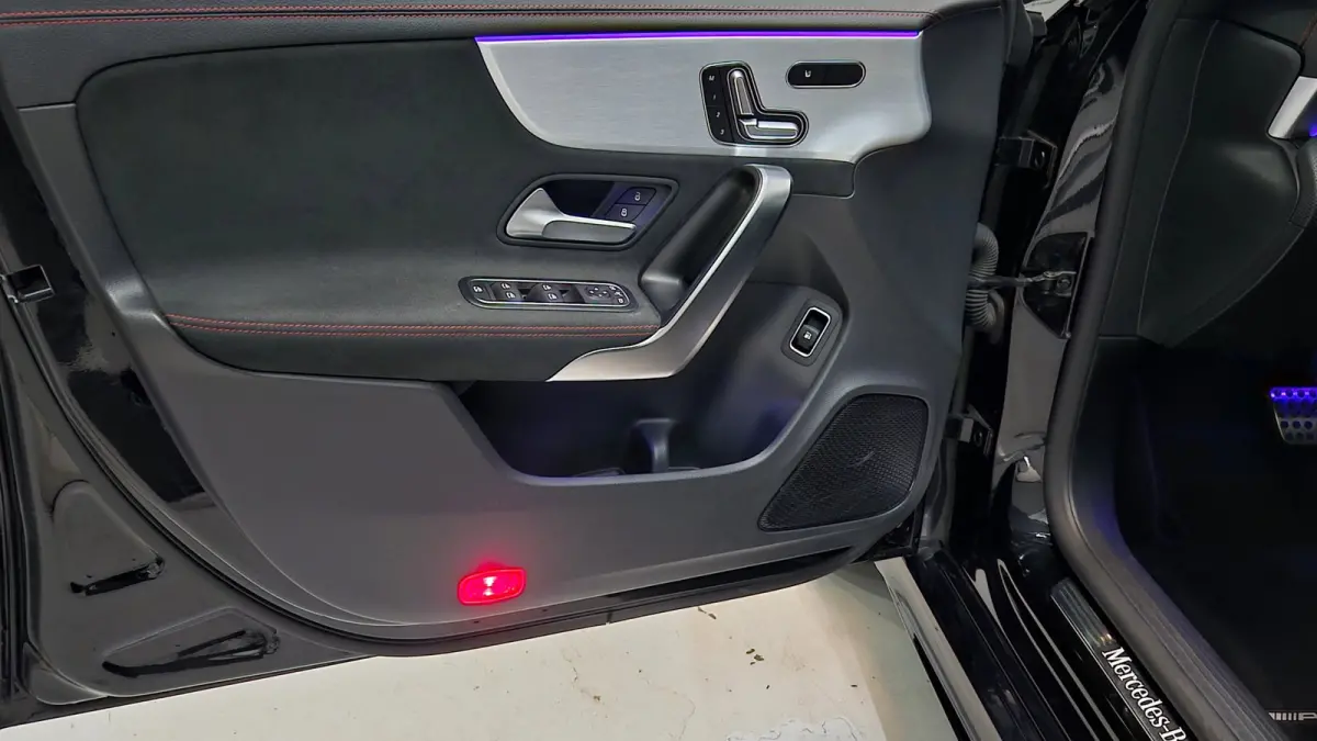 SB 250e AMG PANO Keyless MultiBeam Adaptive Memory BTW Carplay