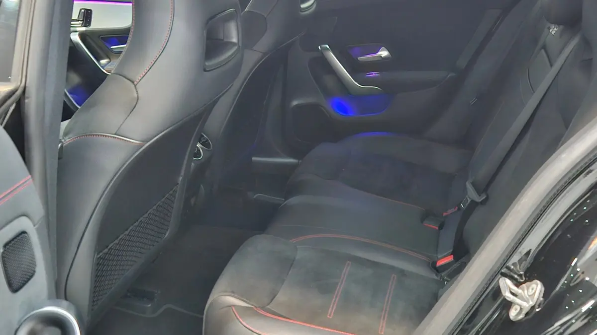 SB 250e AMG PANO Keyless MultiBeam Adaptive Memory BTW Carplay