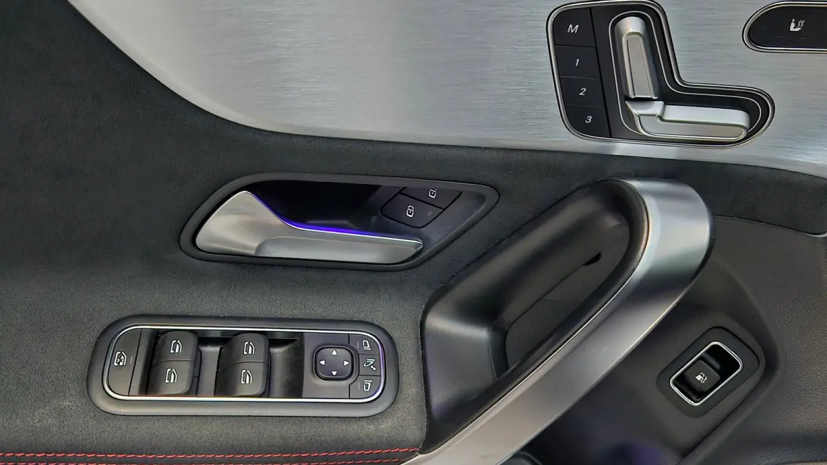 SB 250e AMG PANO Keyless MultiBeam Adaptive Memory BTW Carplay