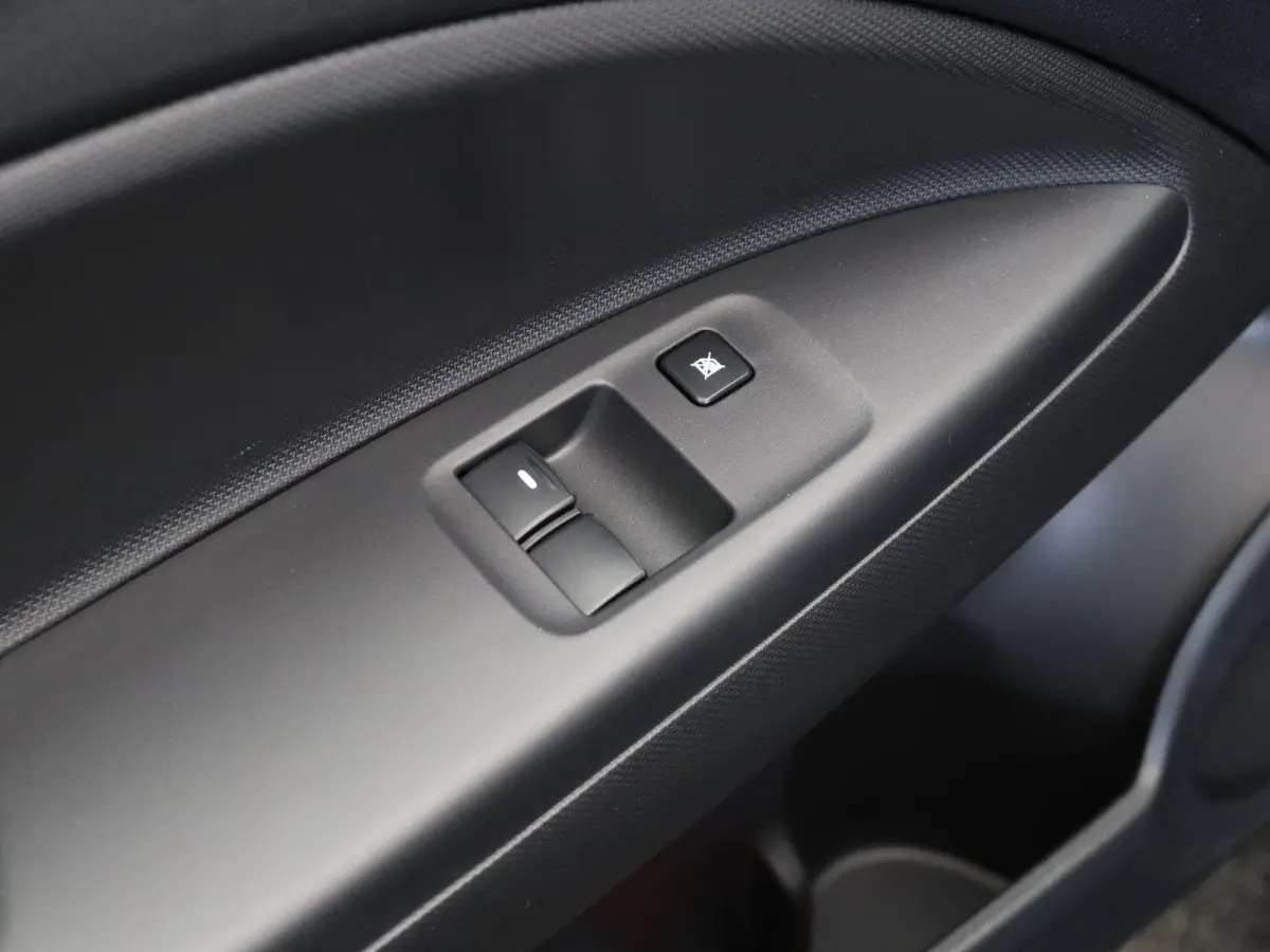 1.2 70pk Active | Airco | Bluetooth | Apple Carplay/Android Auto | 8 Jaar Garantie |