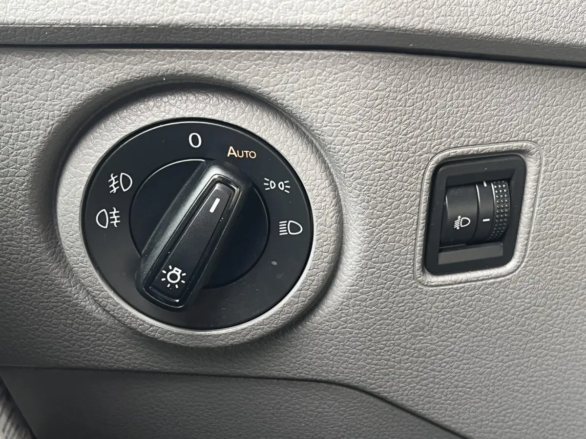 35 2.0 TDI L5H3*DUBBELLUCHT*CAM*MASSAGE*CRUIS*NAV*