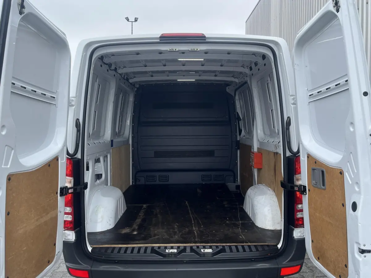 211 2.2 CDI 325 L1H1*AUTOMAAT*A/C*TEL*