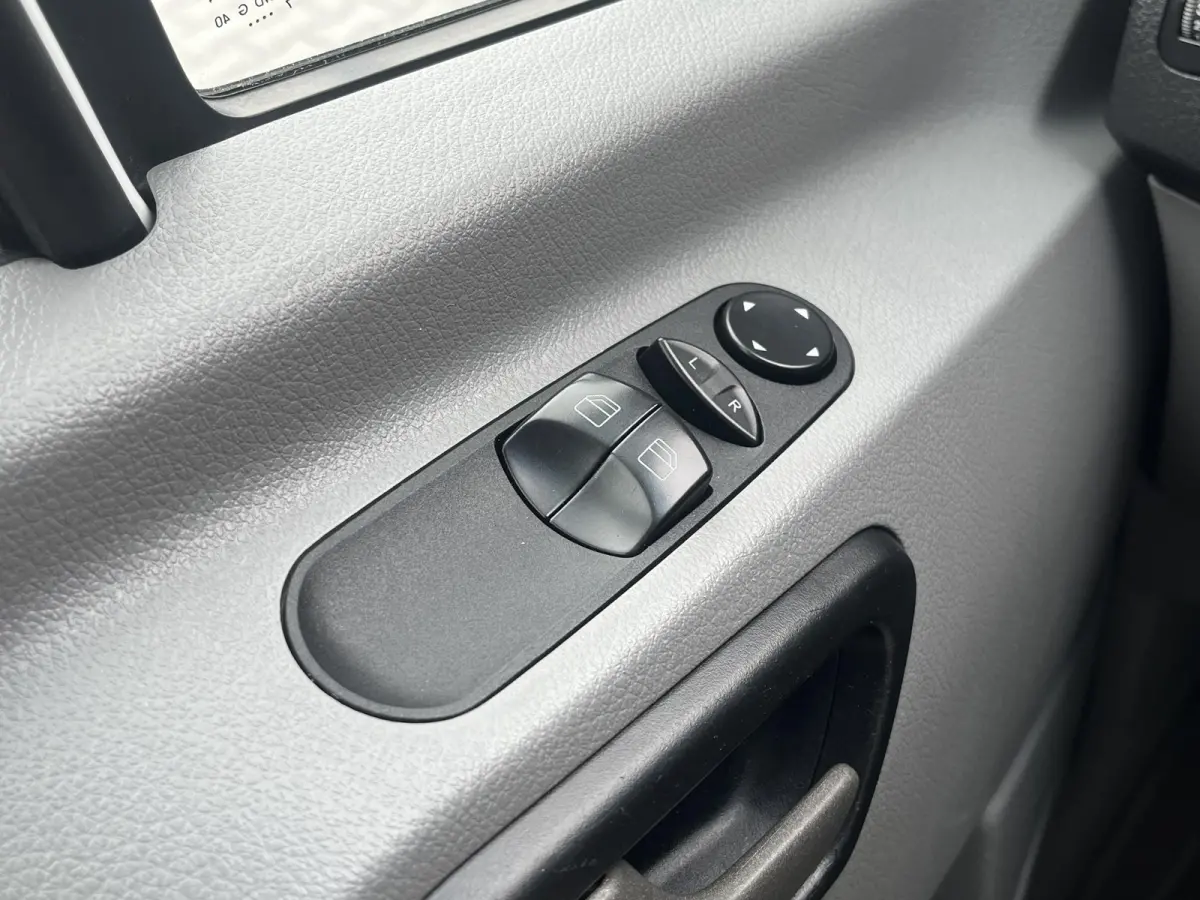 211 2.2 CDI 325 L1H1*AUTOMAAT*A/C*TEL*